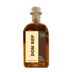 Hausmarke Rum Dominikanische Republik 0,5lHausmarke Rum Dominikanische Republik 0,5l